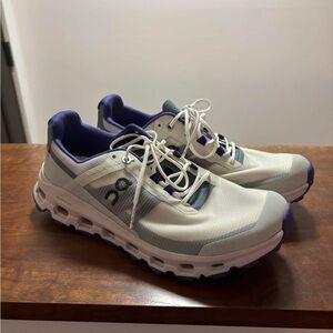 On Cloud Cloudvista running shoes